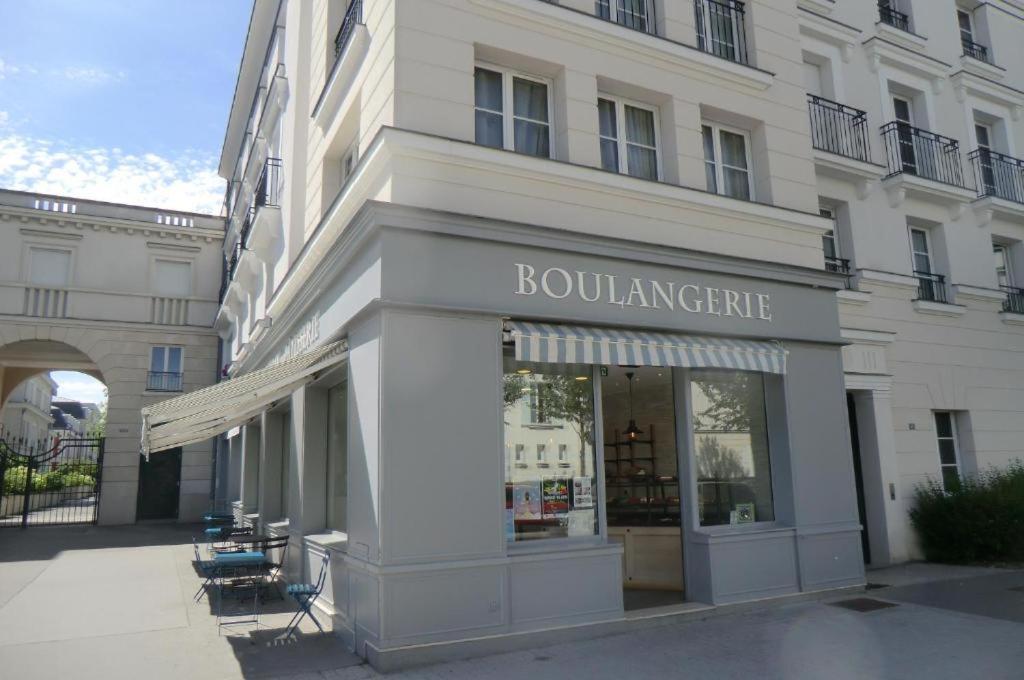 Le Regence, Terrasse, Serris Disney Kültér fotó